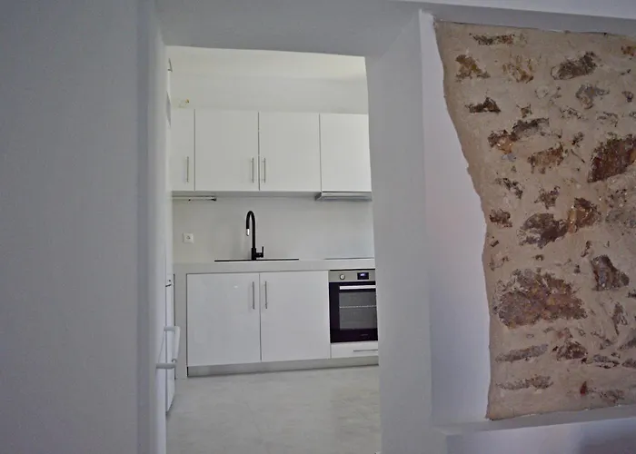 Malvazios Faragnanti #2 Apartamento *